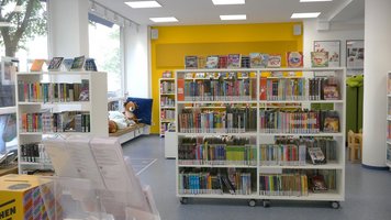 Erdgeschoss-Ansicht in der Bibliothek